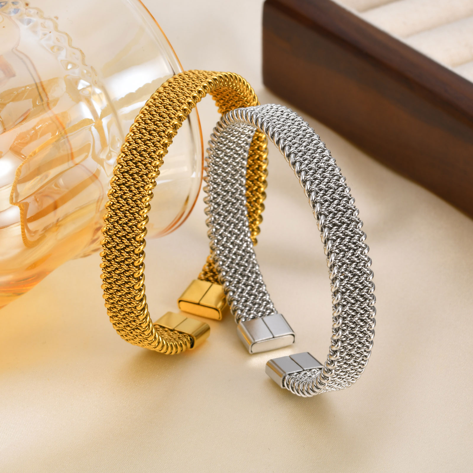 10mm Braided Stretch Strap Ope - đánh giá và giá Mesh Strap Metal